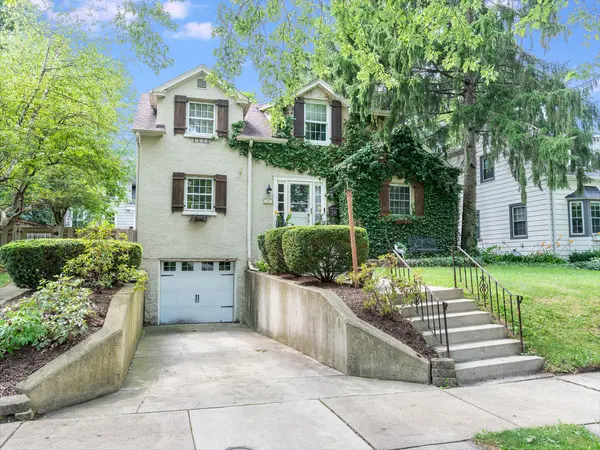 45 S Julian ST, Naperville, IL 60540