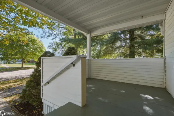 2001 S 14Th ST, Burlington, IA 52601
