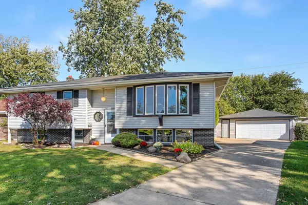 9120 Prairie Avenue, Highland, IN 46322