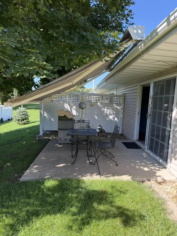 1678 Jonquil Drive, Lowell, IN 46356