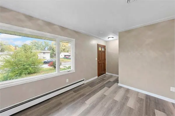 8033 Georgia AVE N, Brooklyn Park, MN 55445