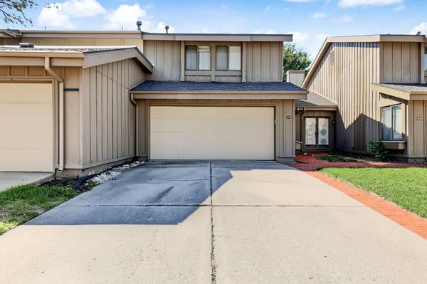 8201 E Harry St Unit #1803, Wichita, KS 67207