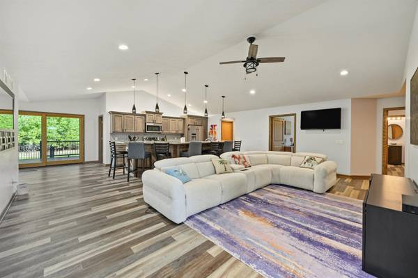 900 Emerald Drive, Lindsborg, KS 67456