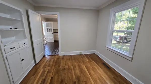 114 Indian Hill St, Gaffney, SC 29340