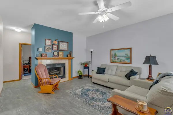 3101 SW Wanamaker DR ##54, Topeka, KS 66614