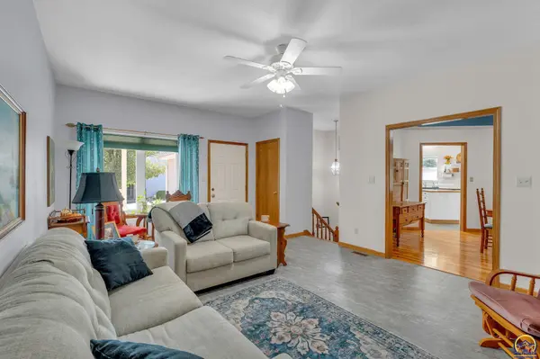 3101 SW Wanamaker DR ##54, Topeka, KS 66614