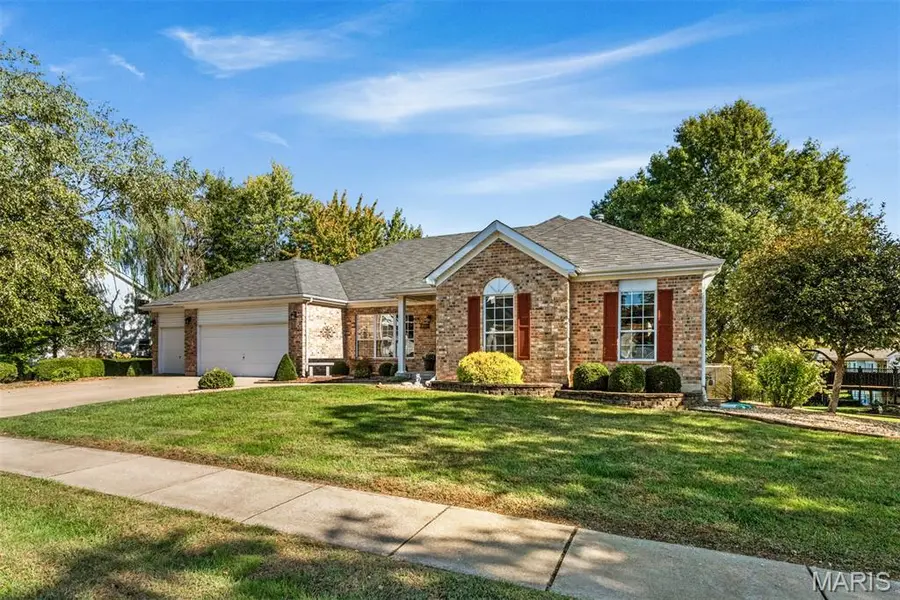 166 Tennessee Walker WAY, St Peters, MO 63376
