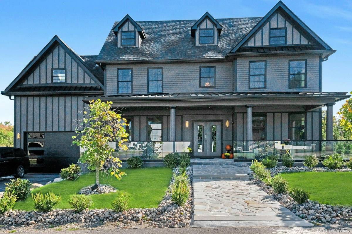 1707 Marie LN, Mohegan Lake, NY 10547