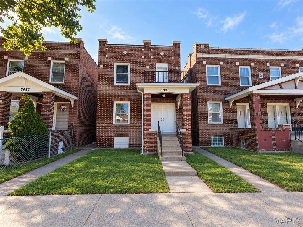 3935 Oregon AVE, St Louis, MO 63118
