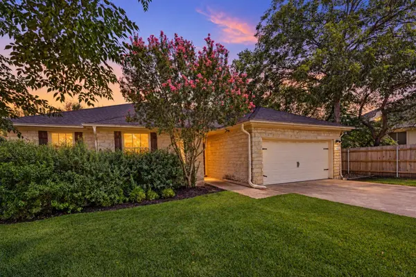 9131 Edwardson LN, Austin, TX 78749