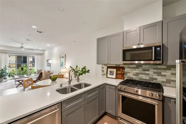 908 NUECES ST #37, Austin, TX 78701