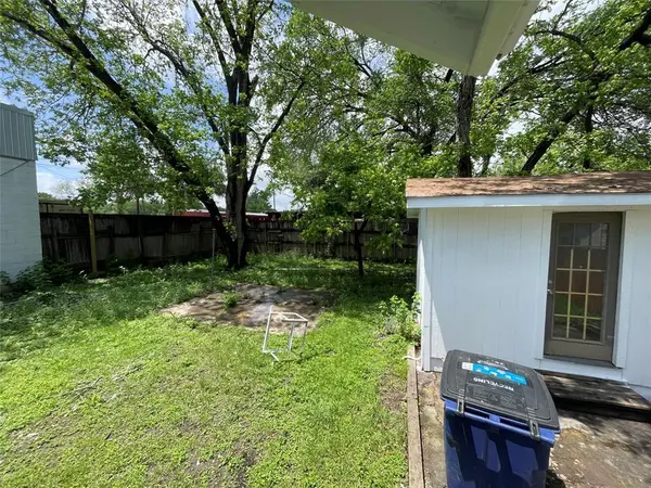 706 Springdale RD, Austin, TX 78702