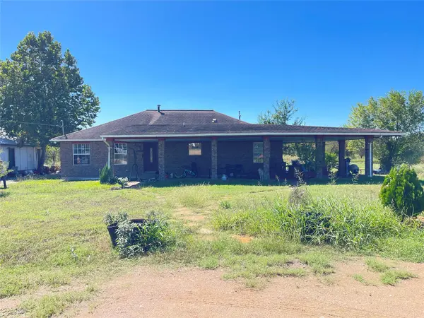 12212 Ballerstedt RD, Elgin, TX 78621
