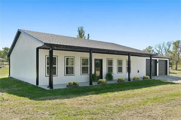 1845 Lafayette DR, Odessa, MO 64076