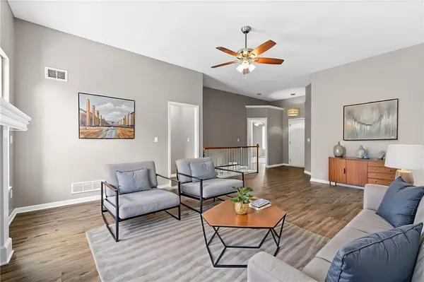 11216 N Lewis AVE, Kansas City, MO 64157
