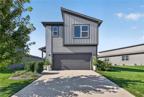 18068 Hauser ST, Overland Park, KS 66013