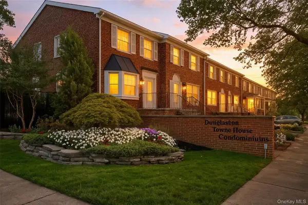 6231 Douglaston Pkwy #15, Douglaston, NY 11362
