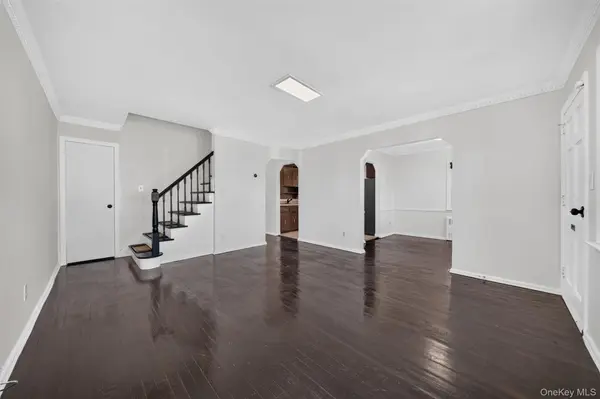 89-68 Springfield BLVD, Queens Village, NY 11427
