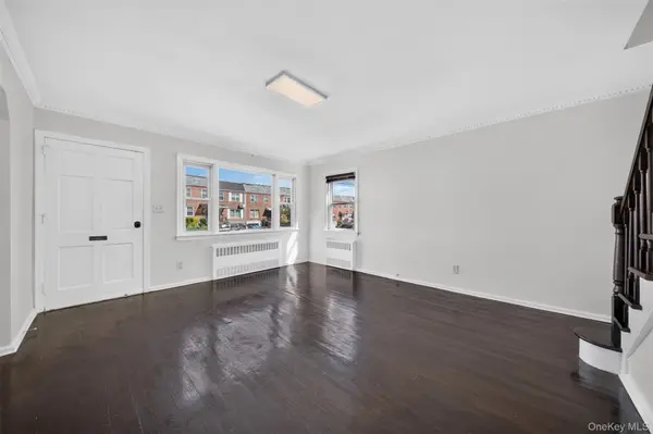 89-68 Springfield BLVD, Queens Village, NY 11427