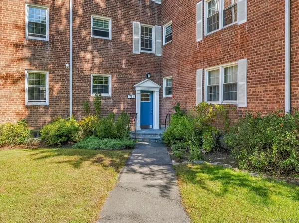751 N Broadway #3C, Hastings-on-hudson, NY 10706