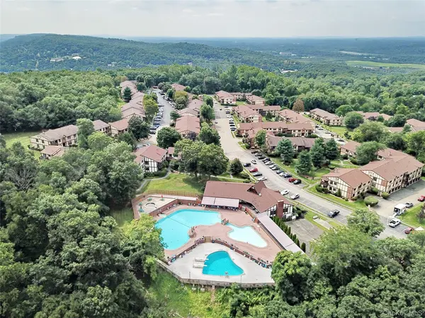 597 Sierra Vista LN, Valley Cottage, NY 10989