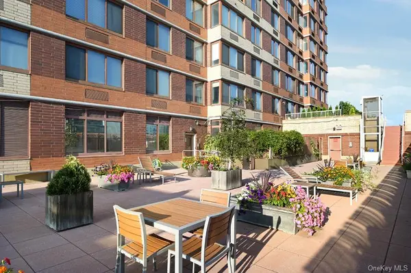 474 48th AVE #12J, Long Island City, NY 11109