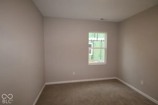 2237 Bear Oak RUN, Shelbyville, IN 46176
