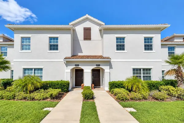 8953 STINGER DR, Davenport, FL 33896