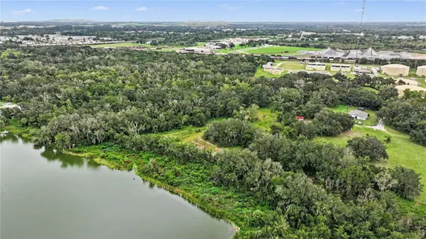ARNAZ DR, Mulberry, FL 33860