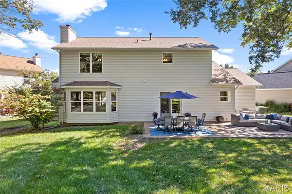 739 Winterfield DR, St Peters, MO 63304
