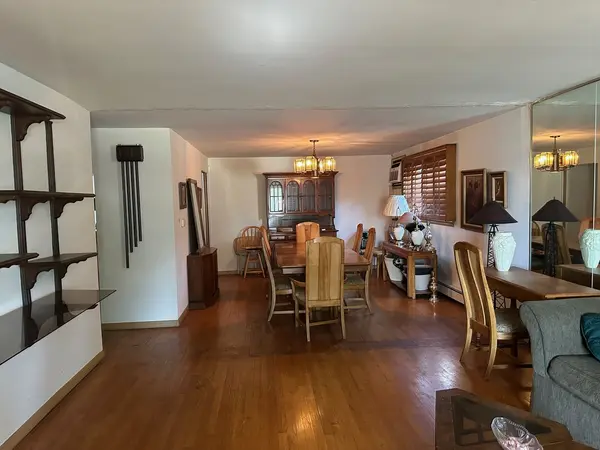 Address not disclosed, Chicago, IL 60652