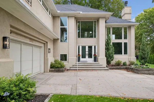 2323 Huntington Point RD W, Minnetonka Beach, MN 55391