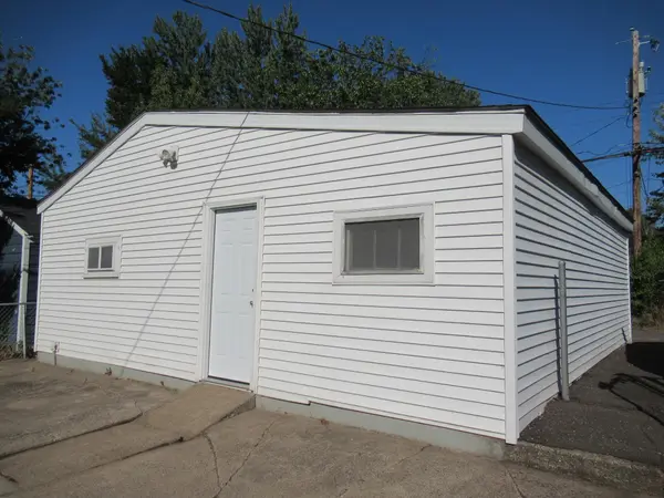 1428 Hazel ST N, Saint Paul, MN 55119
