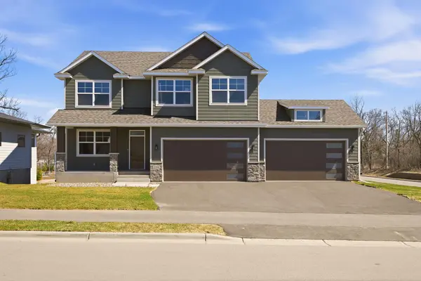 2164 Eustis ST, Roseville, MN 55113