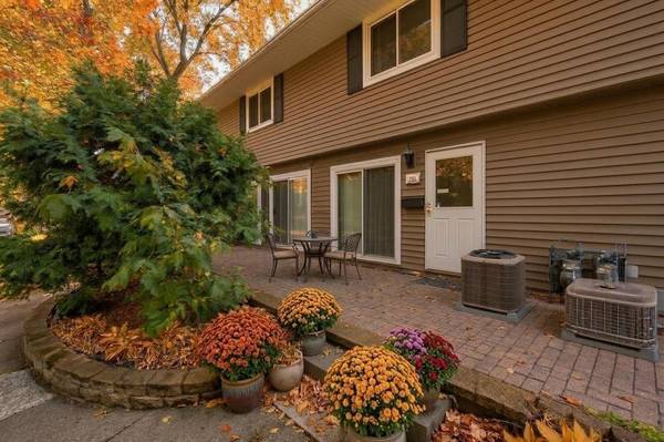 2325 Hampshire AVE S, Saint Louis Park, MN 55426