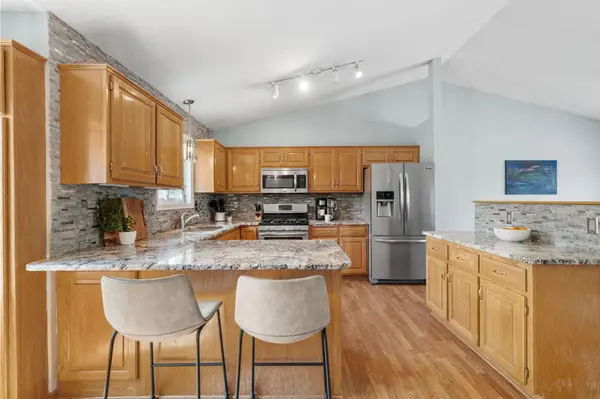 18566 96th PL N, Maple Grove, MN 55311