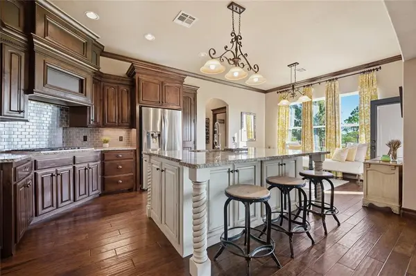 2900 Fontaine PL, Yukon, OK 73036