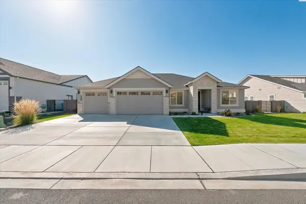 383 Ventus St, Richland, WA 99352