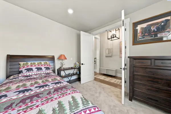 383 Ventus St, Richland, WA 99352