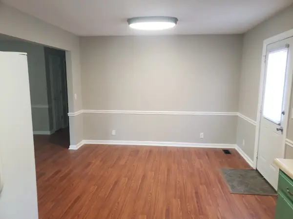 218 Beechwood Cir, Murfreesboro, TN 37128