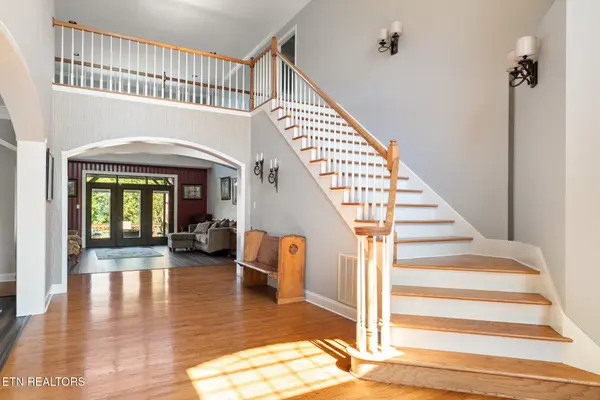 1013 Creekbrook Lane, Seymour, TN 37865