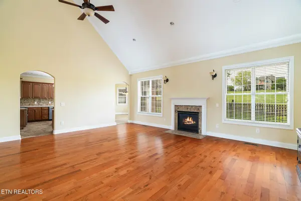 2029 Kentucky St, Seymour, TN 37865