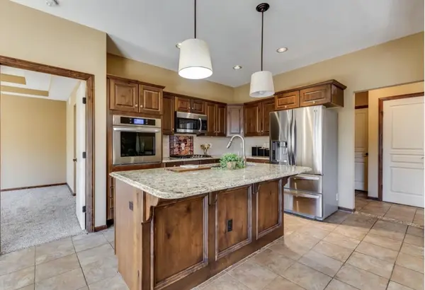 3817 N Rutgers St, Maize, KS 67101