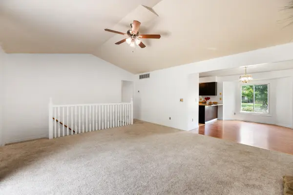 6707 E Pepperwood Ct, Wichita, KS 67226
