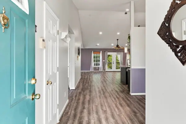 204 Bitternut LN, Taylors, SC 29687-5866