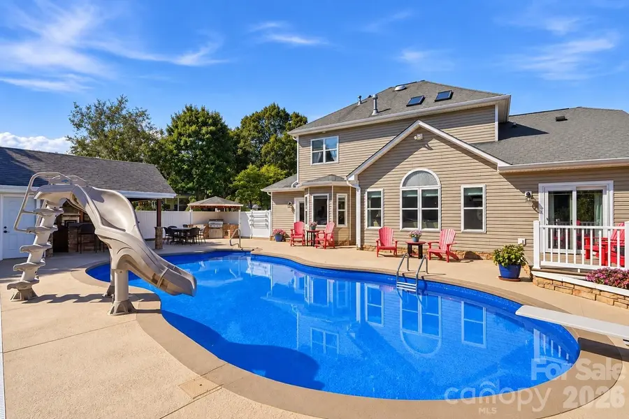 120 Harris Farm RD, Mooresville, NC 28115