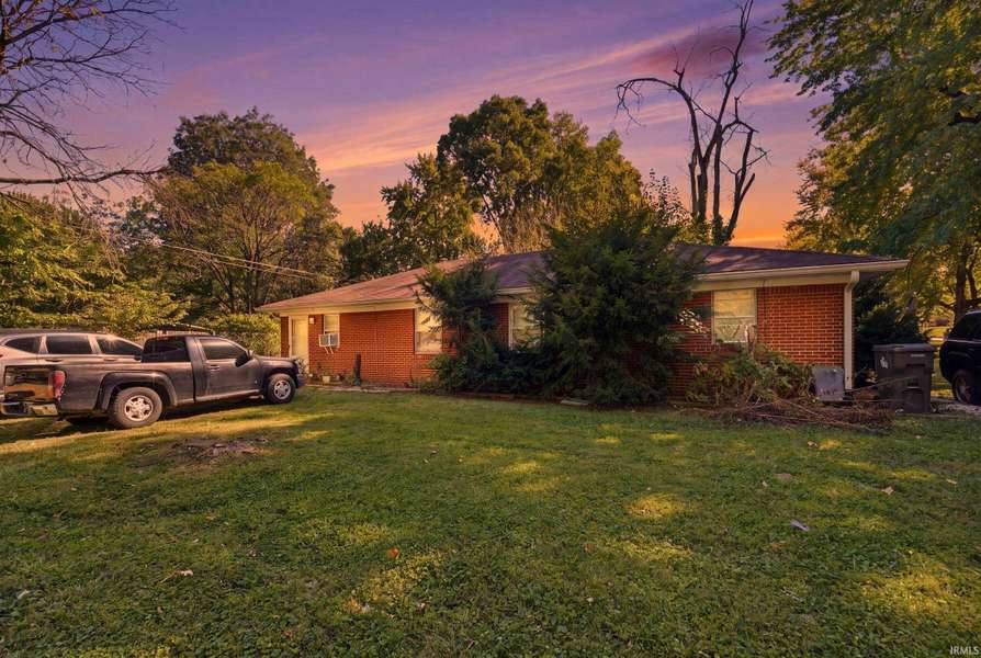 1273 Farley DR, Indianapolis, IN 46214