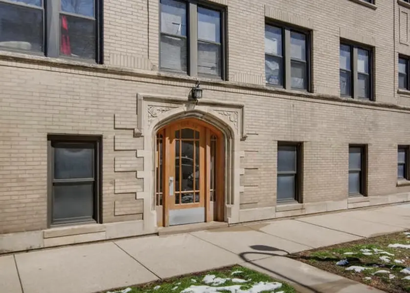 4444 W Gunnison ST #2, Chicago, IL 60630