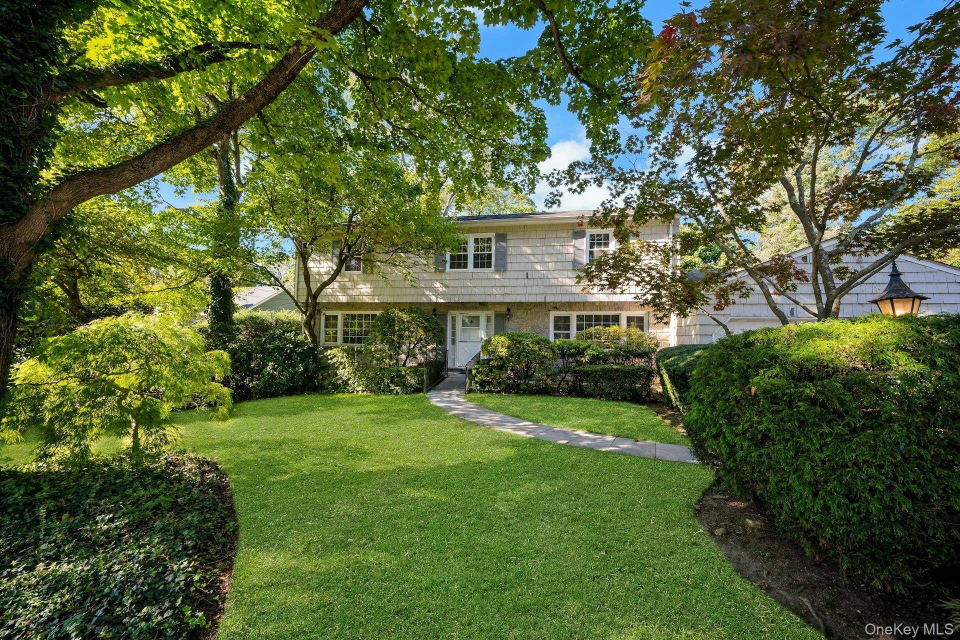 258 Evandale RD, Scarsdale, NY 10583