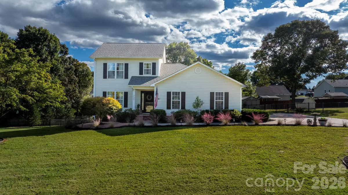 237 Scotts Creek RD, Statesville, NC 28625